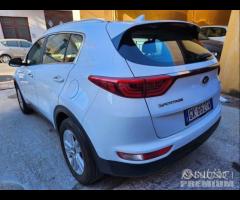 Kia sportage 1.7 crd 2018 - 11