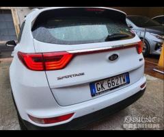 Kia sportage 1.7 crd 2018 - 28