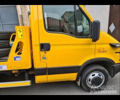 Iveco daily 35.c 17 patente b - 11