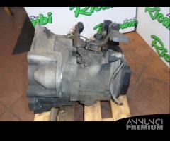 CAMBIO 5 MARCE PER VW POLO 9N2 1.4 TDI 2008 - 4