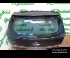 PORTELLONE CON SPOILER OPEL ASTRA H ANNO 2006