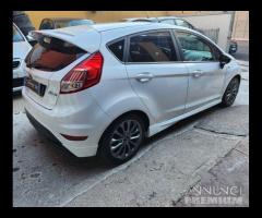 Ford fiesta st. line 1.5 tdi 2017 - 9