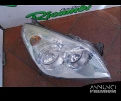 FARO ANTERIORE DESTRO PER OPEL ASTRA H 2006