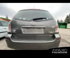 RICAMBI TOYOTA COROLLA VERSO R10 2.2 D-4D 2007