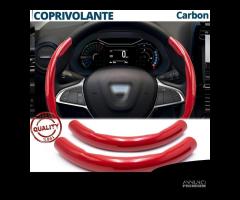 COPRIVOLANTE per DACIA in FIBRA CARBONIO Rosso