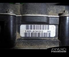 POMPA ABS PER AUDI A4 B8 2.0 TDI ANNO 2013