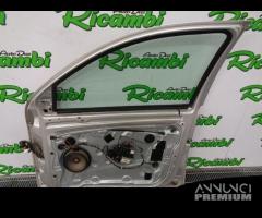 PORTA ANTERIORE DESTRA PER SKODA FABIA 6Y 2002