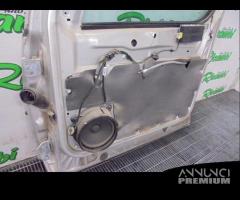 PORTA ANTERIORE DESTRA PER VANEO W414 2004