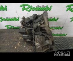 CAMBIO 5 MARCE ALFA ROMEO 156 1.9 JTD 2001 - 5