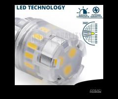 Lampadina LED T15 W16W CANbus Luce Potente 6500K - 10