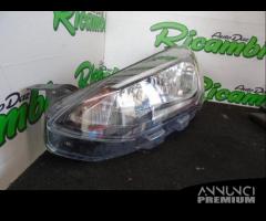 FARO ANTERIORE SINISTRO LED FORD FOCUS IV 2020