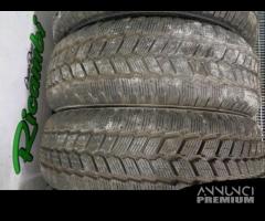 GOMME INVERNALI 225 65 R 16 C 112 - 110 Q 2008 - 3