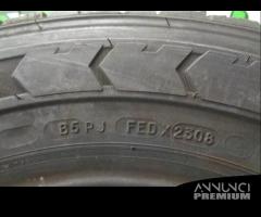 GOMME INVERNALI 225 65 R 16 C 112 - 110 Q 2008 - 8