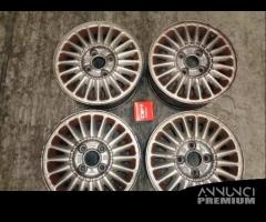 CERCHI IN LEGA VOLVO S40 DA 15 X 6 ET 44 1998 - 1