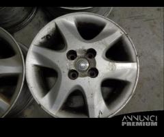 CERCHI PER COROLLA E120 DA 15 X 6 ET 45 2005