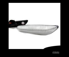 BMW SERIE 5 E60 E61 Frecce Laterali LED DINAMICHE - 7