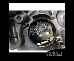 ADATTATORI montaggio LED Xenon per Ford Focus MK3 - 8