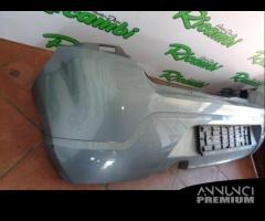 PARAURTI POSTERIORE PER DACIA SANDERO B90 2011