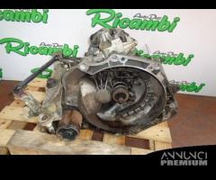 CAMBIO 5 MARCE OPEL CORSA C 1.2 BENZINA 2001 - 1