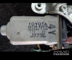 ALZAVETRO ANTERIORE SINISTRO TOYOTA RAV4 2003 - 4