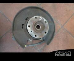 MONTANTE POSTERIORE DESTRO BMW E87 2.0D 2005