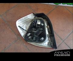 FANALINO POSTERIORE DESTRO BMW E87 ANNO 2005