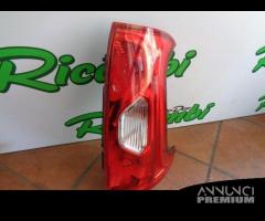 FANALINO POSTERIORE DESTRO FIAT PANDA 2014