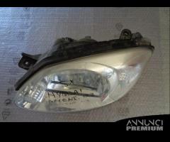 FARO ANTERIORE SINISTRO PER HYUNDAI ACCENT 2003