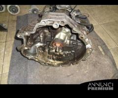 CAMBIO 5 MARCE AUDI A4 8D 1.8 TURBO BENZINA 95