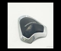 Coperchio fregio logo scudo anteriore Honda SH 125 - 12