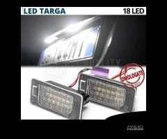 Placchette Luci Targa LED per Skoda FABIA II 5J - 6