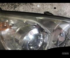 FARO DESTRO TOYOTA RAV 4 III 2006-2012