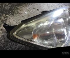 FARO DESTRO TOYOTA RAV 4 III 2006-2012