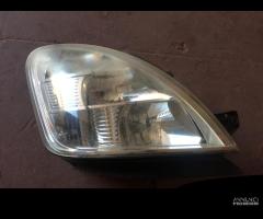 FARO FANALE ANTERIORE SINISTRO IVECO DAILY 4 SERIE