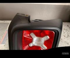 STOP FARO FANALE POSTERIORE DESTRO DX JEEP RENEGAD