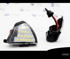 Placche LED Luci Sotto Specchietti per VW Golf 5