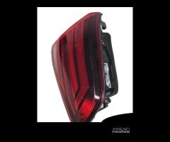 FANALE POSTERIORE SX A LED INTEGRATO NEL PORTELLON - 3