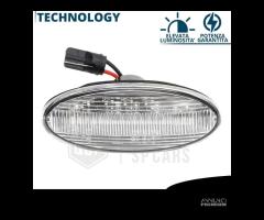 2 Frecce LED Dinamiche Laterali per Nissan Cube 3