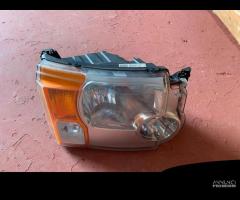 Faro anteriore destro LAND ROVER DISCOVERY (2007)