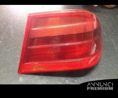 Fanale posteriore destro mercedes E w210