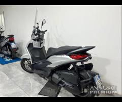 Piaggio Beverly 400 - 2022