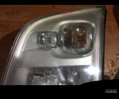 Faro anteriore Ford Transit destro e sinistro - 3