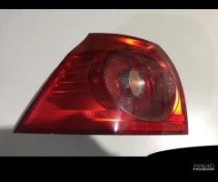 Fanale posteriore sinistro Volkswagen Golf 5 - 1