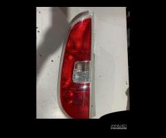 Stop posteriore skoda roomster dx sx - 1