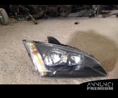 Faro anteriore destro ford focus ll - 2