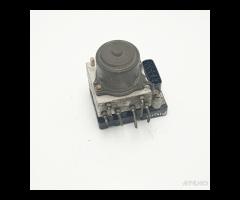 84440-2670 centralina pompa ABS freni Mitsubishi P - 8