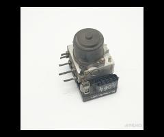 84440-2670 centralina pompa ABS freni Mitsubishi P - 11