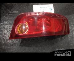 Fanale posteriore destro fiat croma - 2