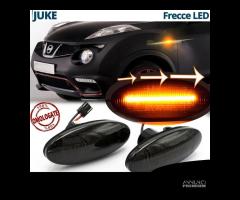 Frecce LED Dinamiche Laterali per Nissan Juke Nere