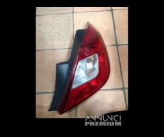 Fanale posteriore destro opel corsa d